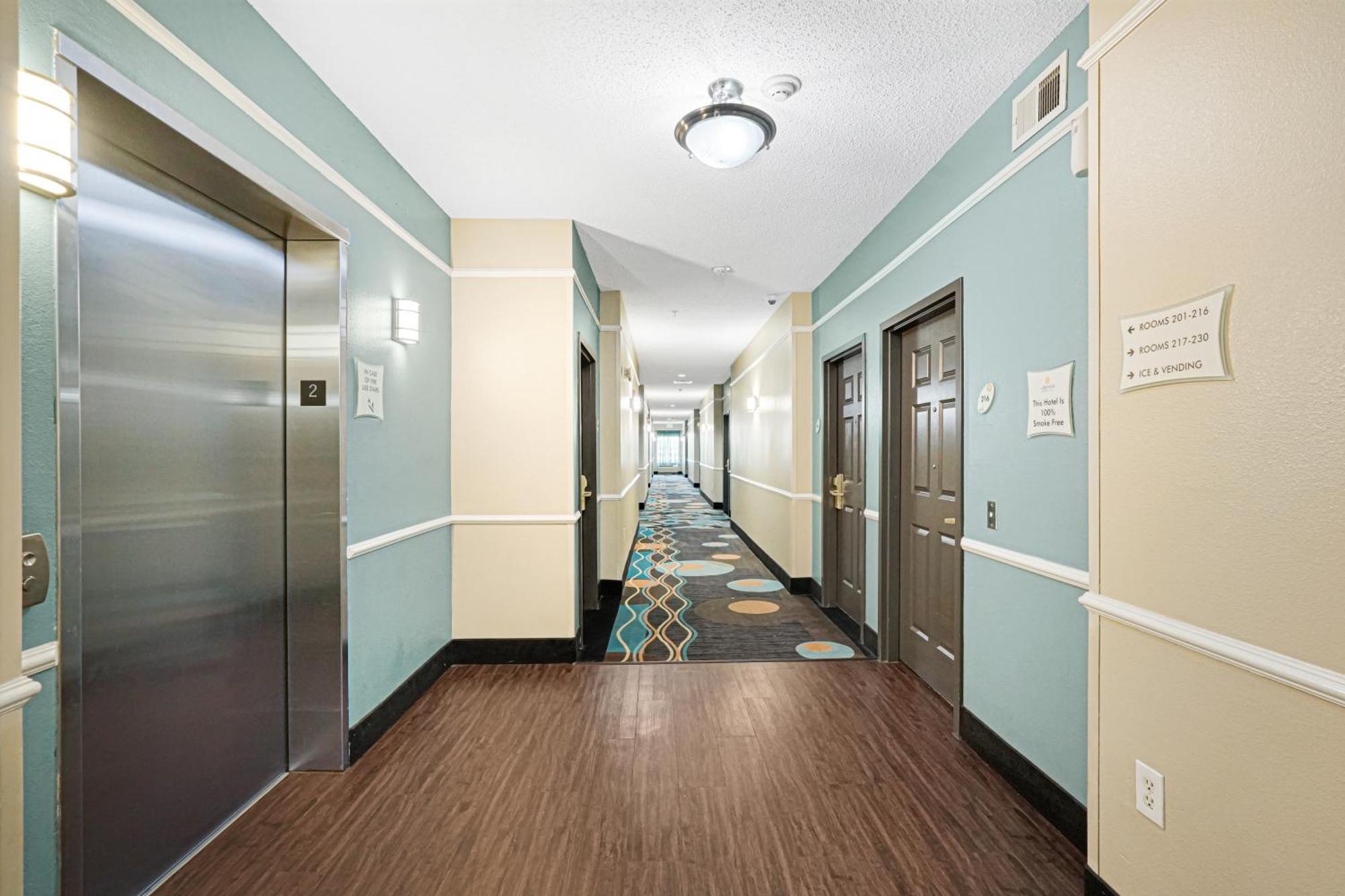 La Quinta By Wyndham Houston Hobby Airport Hotel Buitenkant foto